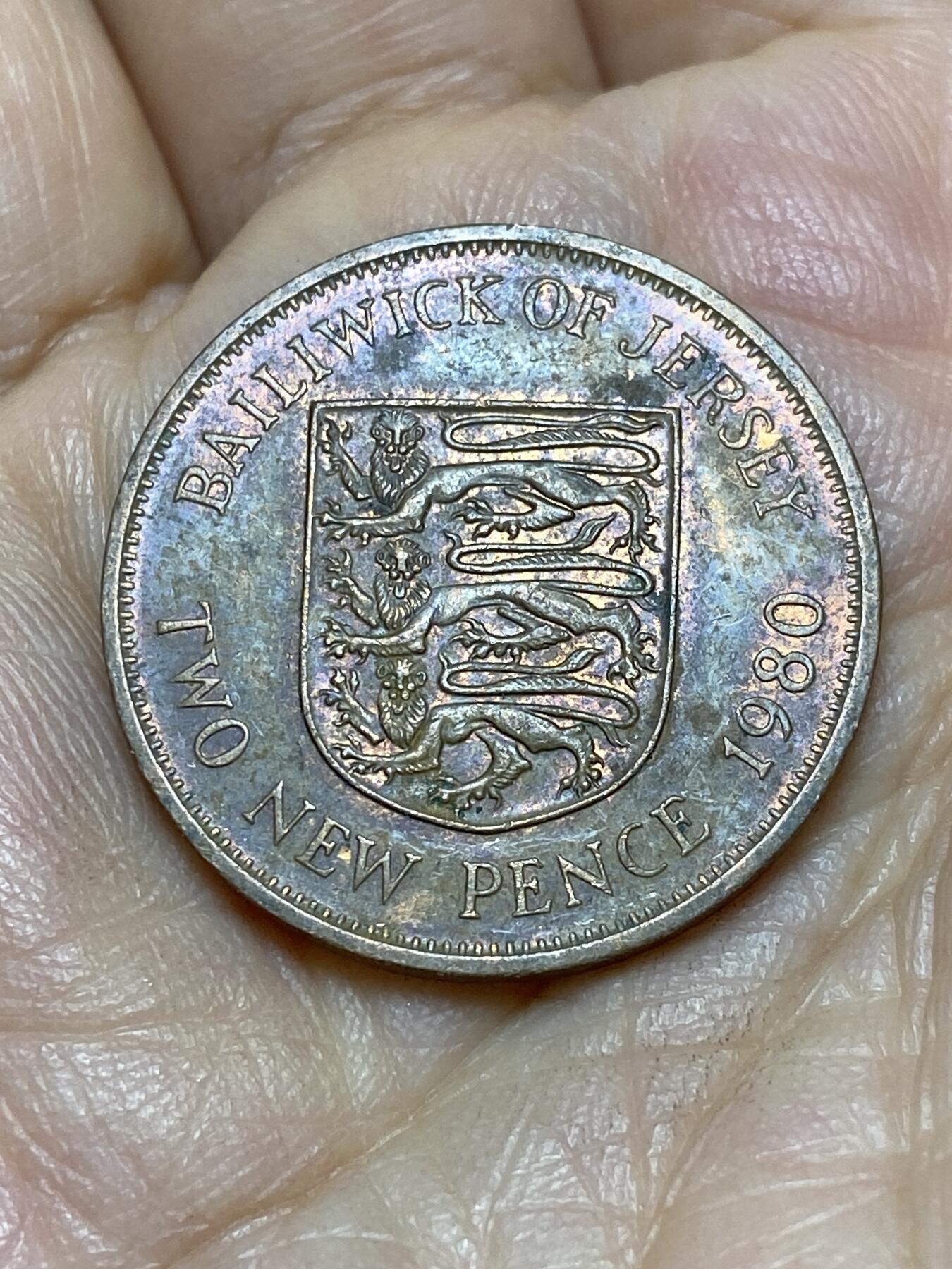 2025年第一百零五场(总第一百三十一场）外国好品散币(免佣金) 英属泽西岛🇯🇪1980年2新便士(伊丽莎白二世中年花冠，十进制第一版，关门年)