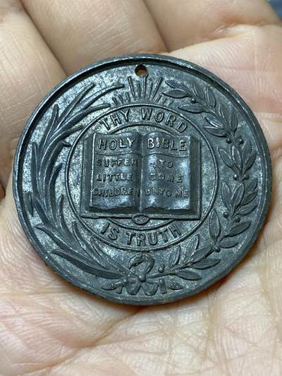2025年第一百零六场(总第一百三十二场）外国好品散币(免佣金) - 英国🇬🇧1913年纪念章，直径38毫米，厚2.8毫米，重16.5克(威尔士高尔半岛的贝塞斯达与宗教相关的百年纪念章)