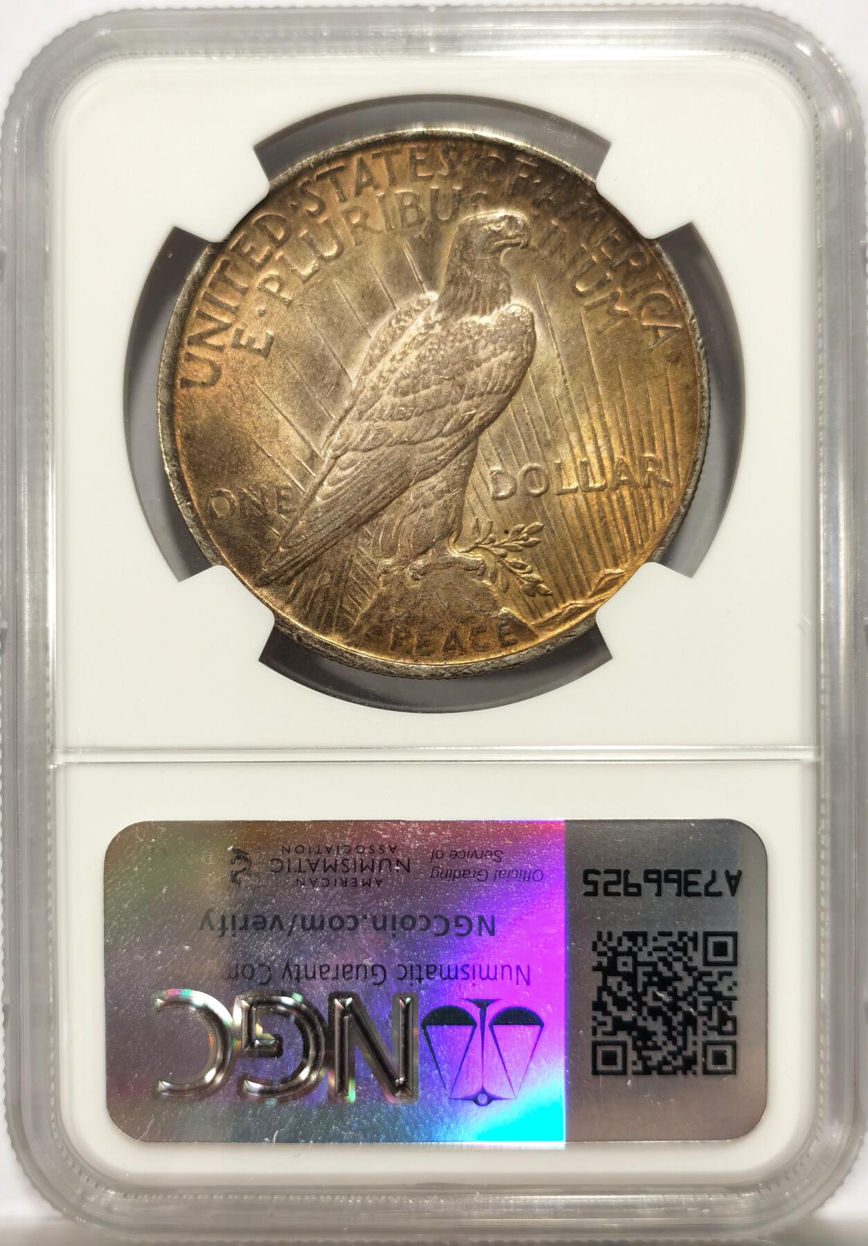博洋堂世界钱币拍卖第142期（全场包邮） NGC MS63 美国1922年和平银币，极品五彩，背面金彩耀眼，和平好彩难寻。