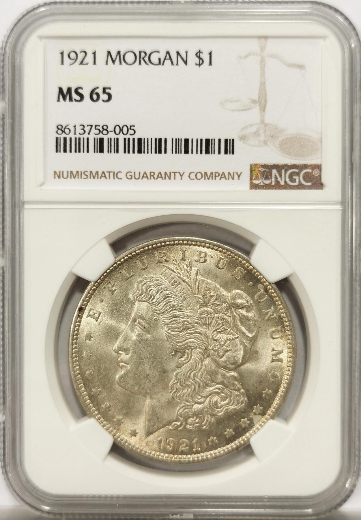博洋堂世界钱币拍卖第142期（全场包邮） NGC MS65 美国1921年摩根银币，卷拆极品，光度极佳，一步到位的好品相。