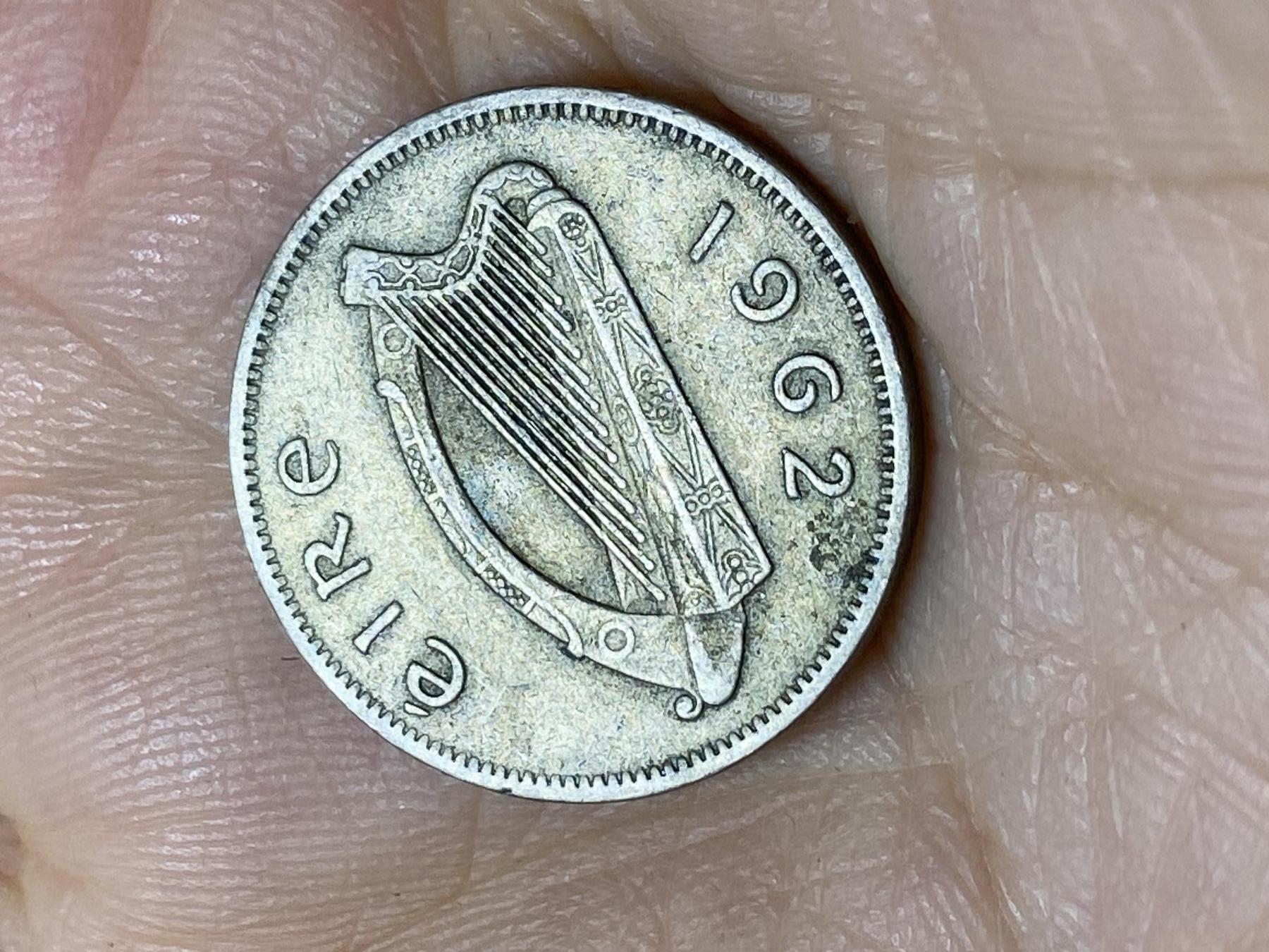 2025年第一百零六场(总第一百三十二场）外国好品散币(免佣金) 爱尔兰🇮🇪1962年6便士(共和国时期第一套第二版)
