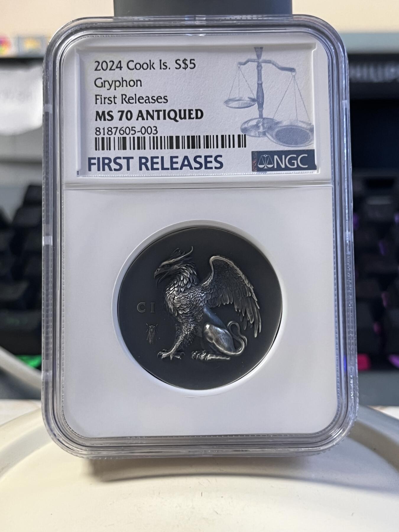 第177期拍卖【长期征集拍品】 首期NGC-MS70 ANTIQUED 库克2024年发行古希腊货币5（超高浮雕狮鹫设计）仿古银币（CIT重现千年货币复刻：1盎司克重，999纯银，33MM，限量999枚，盒证齐全）