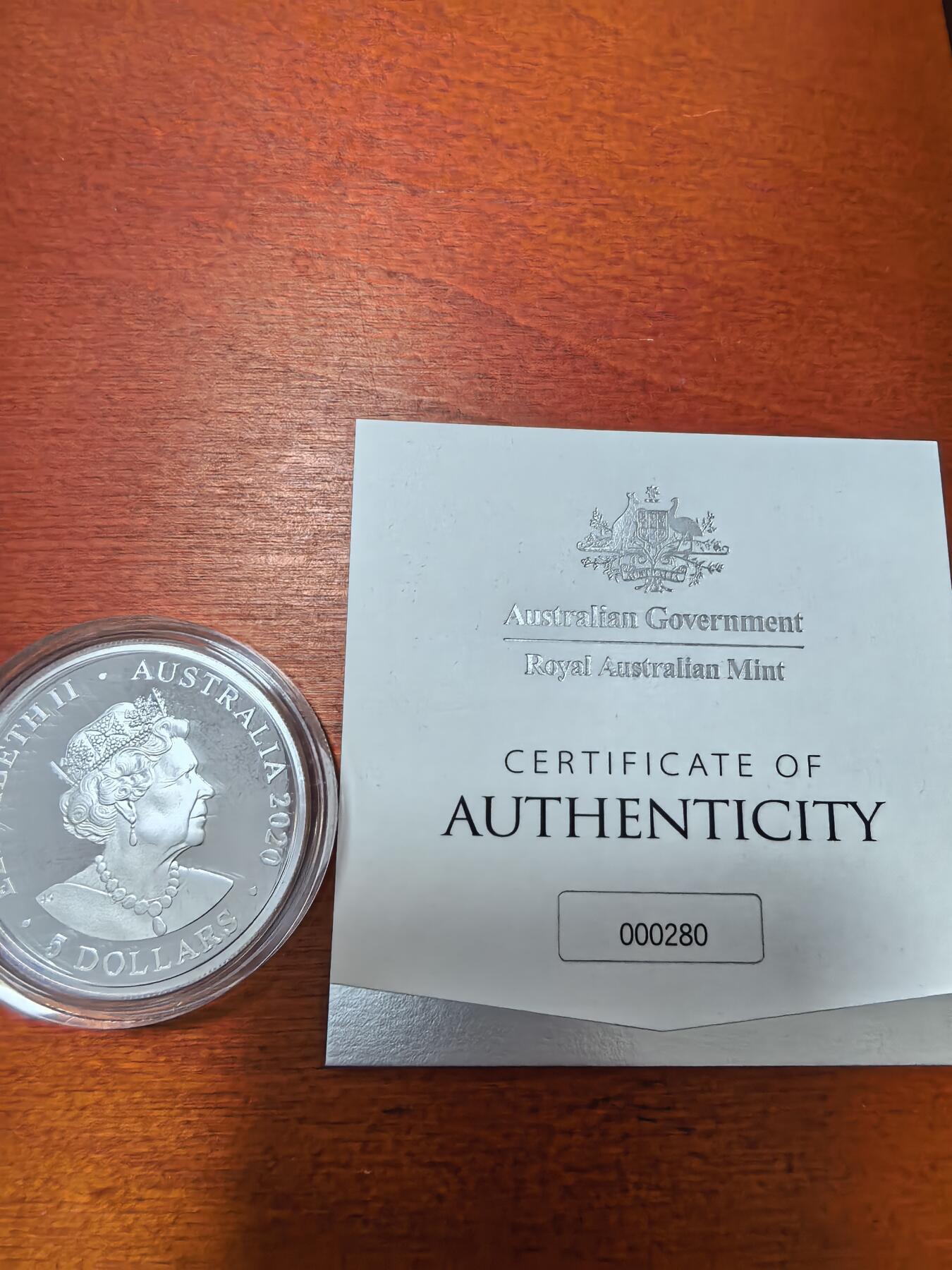 长老汇蛇年精选第五十九场拍卖 2020澳大利亚二战结束75周年5元精制银币，盒证全，3500枚，1盎司999银