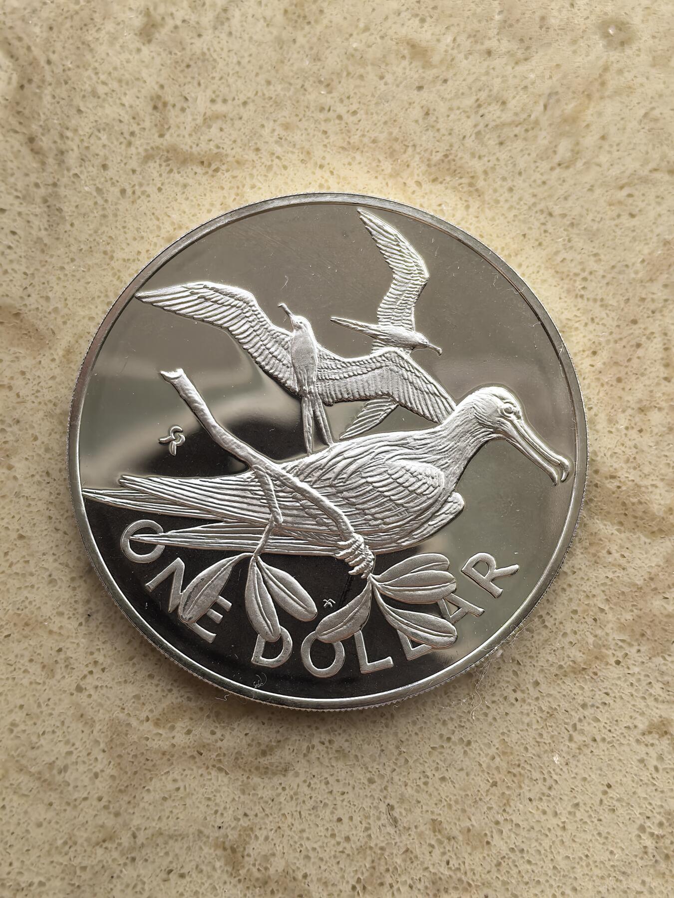 道一币馆币章第一百五十场 维尔京群岛1974年军舰鸟1元银币 25.7g 925S 