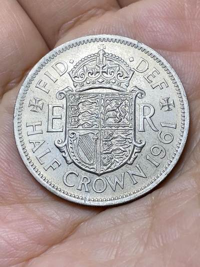 2025年第一百零六场(总第一百三十二场）外国好品散币(免佣金) - 英国🇬🇧1961年半克朗(伊丽莎白二世青年桂冠第二版)