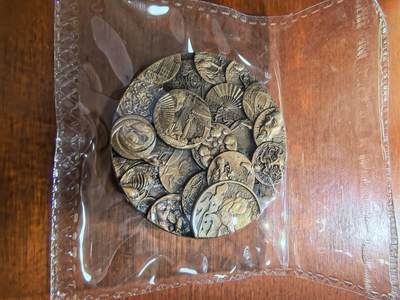 长老汇蛇年精选第五十九场拍卖 2013“共同飞翔”第十届大铜章全国巡展小铜章，45MM，2000枚，盒证全，沈阳造币厂