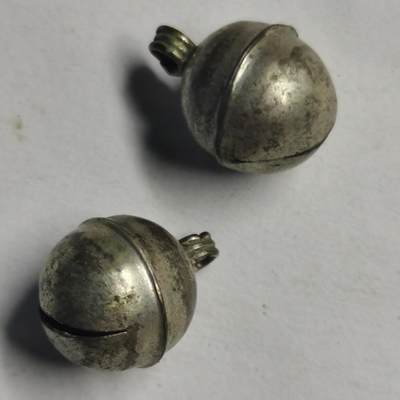 藏珍品阁专场77期 - 1老银铃铛一对