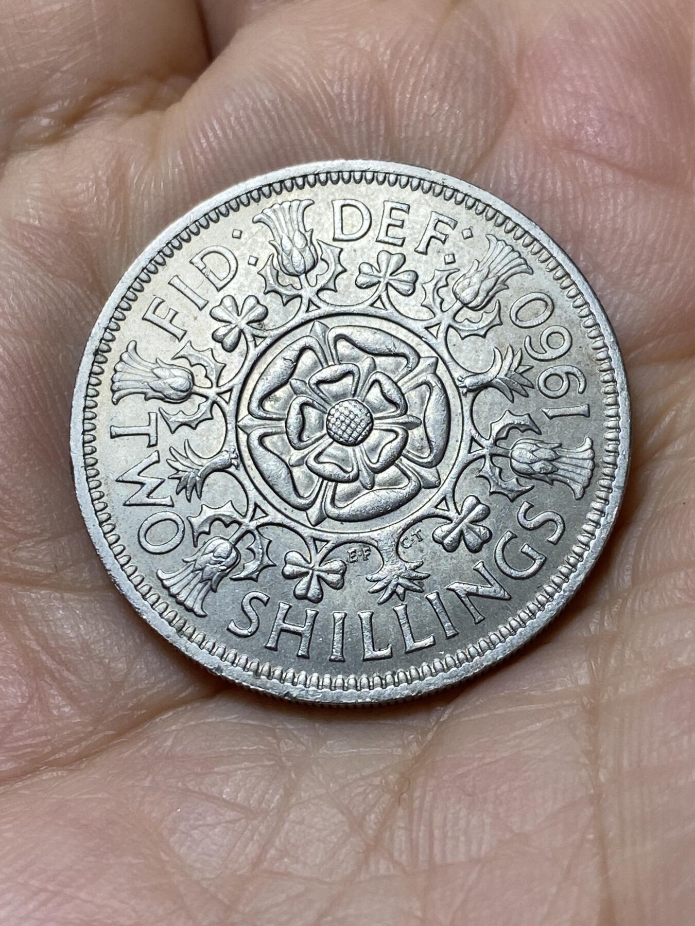 2025年第一百零六场(总第一百三十二场）外国好品散币(免佣金) 英国🇬🇧1960年2先令(伊丽莎白二世青年桂冠第二版)