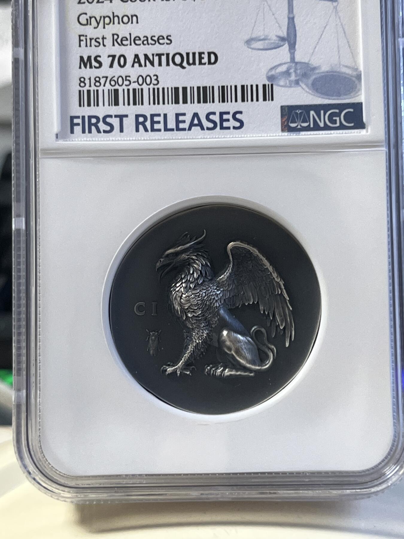 第177期拍卖【长期征集拍品】 首期NGC-MS70 ANTIQUED 库克2024年发行古希腊货币5（超高浮雕狮鹫设计）仿古银币（CIT重现千年货币复刻：1盎司克重，999纯银，33MM，限量999枚，盒证齐全）