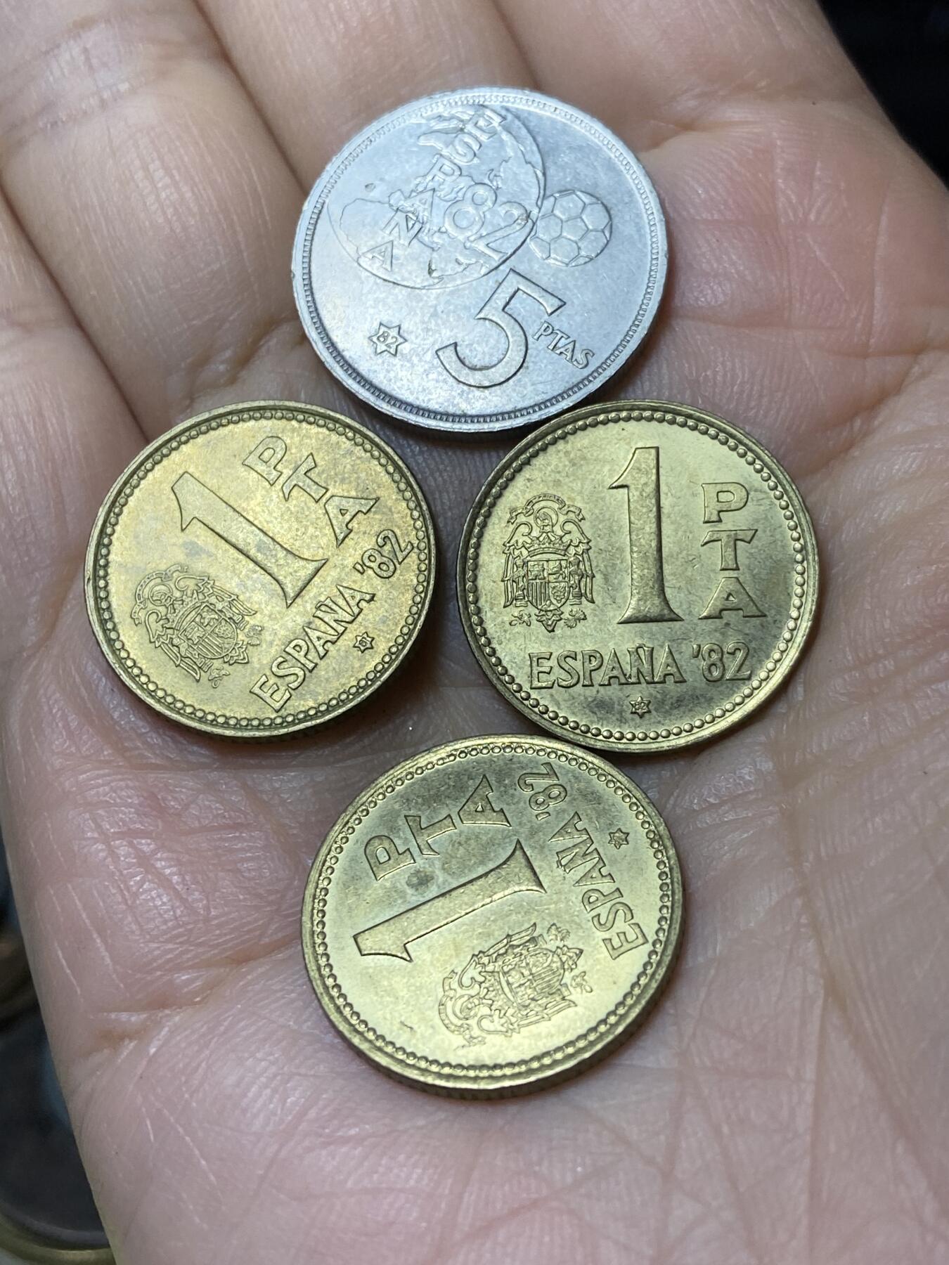 2025年第一百零六场(总第一百三十二场）外国好品散币(免佣金) 西班牙🇪🇸1980年4枚：1比塞塔5比塞塔(1982年世界杯纪念币)