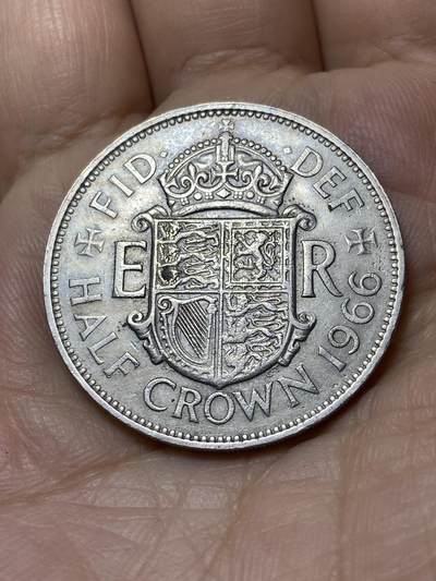 2025年第一百零六场(总第一百三十二场）外国好品散币(免佣金) - 英国🇬🇧1966年半克朗(伊丽莎白二世青年桂冠第二版)