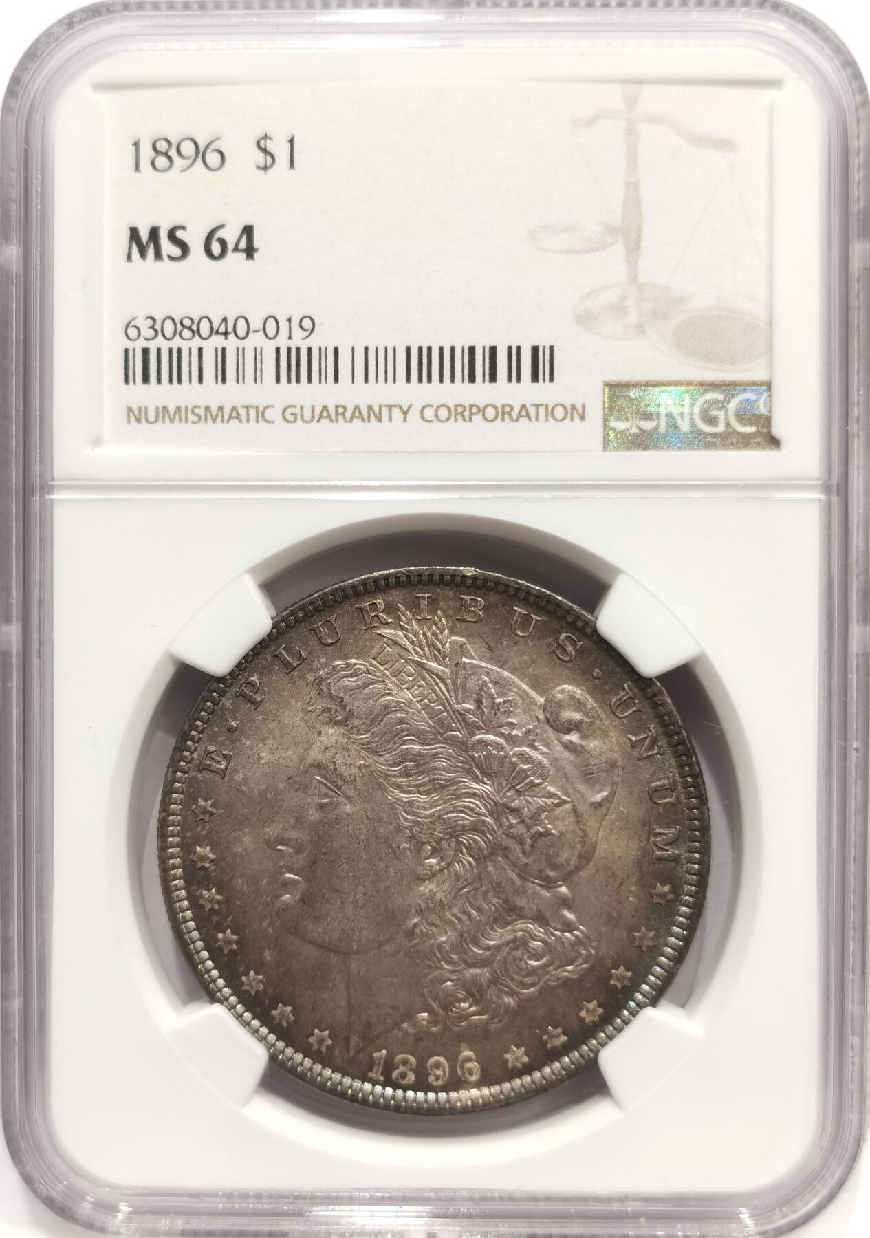 博洋堂世界钱币拍卖第142期（全场包邮） NGC MS64 美国1896年摩根银币P厂 女神面蓝紫满彩+蓝环彩 背面绿紫满彩 两面底光充沛 收藏级满彩摩根