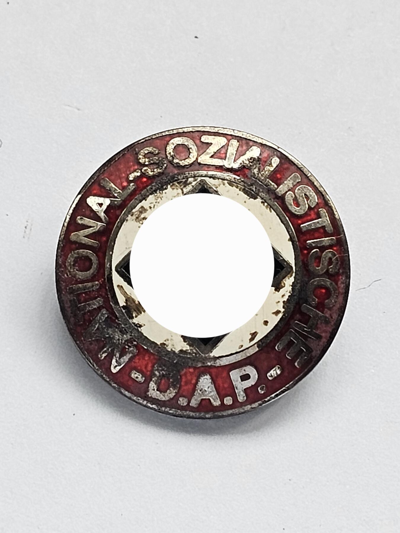 WWll德国nsdap成员徽章 带rzm标m1/129厂制造 德国1939徽章二战德国