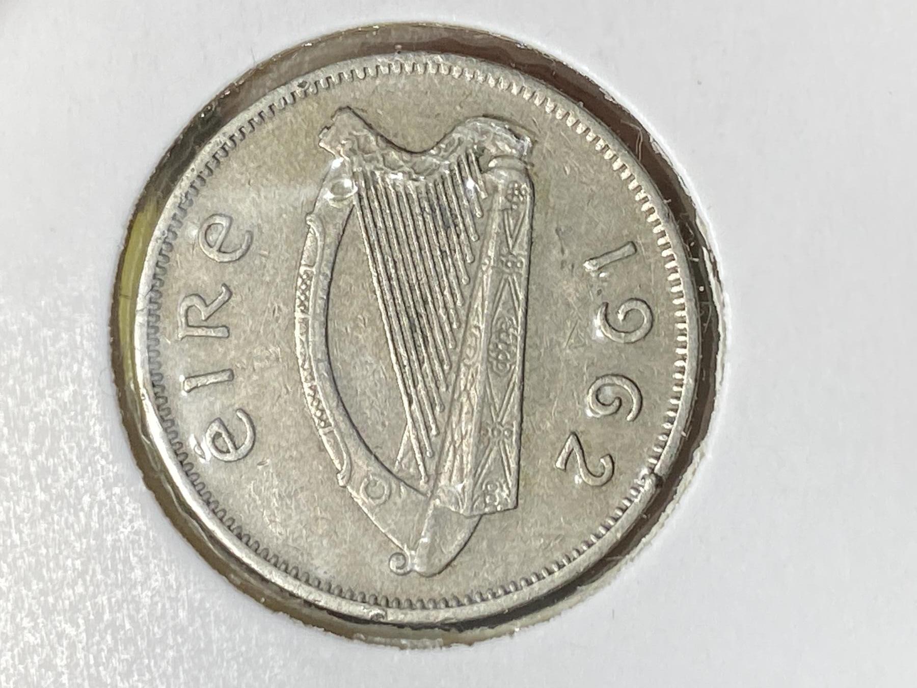 2025年第一百零六场(总第一百三十二场）外国好品散币(免佣金) 爱尔兰🇮🇪1962年6便士(共和国时期第一套第二版)