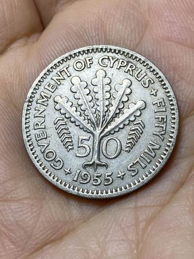 2025年第一百零六场(总第一百三十二场）外国好品散币(免佣金) - 英属塞浦路斯1955年50米尔(伊丽莎白二世青年带冠)