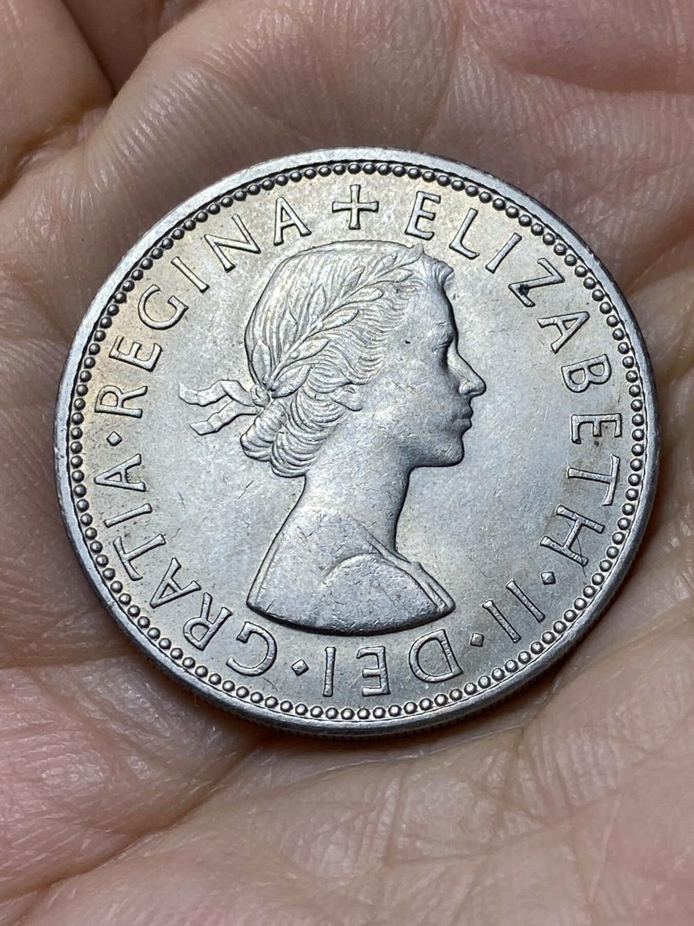 2025年第一百零六场(总第一百三十二场）外国好品散币(免佣金) 英国🇬🇧1960年2先令(伊丽莎白二世青年桂冠第二版)