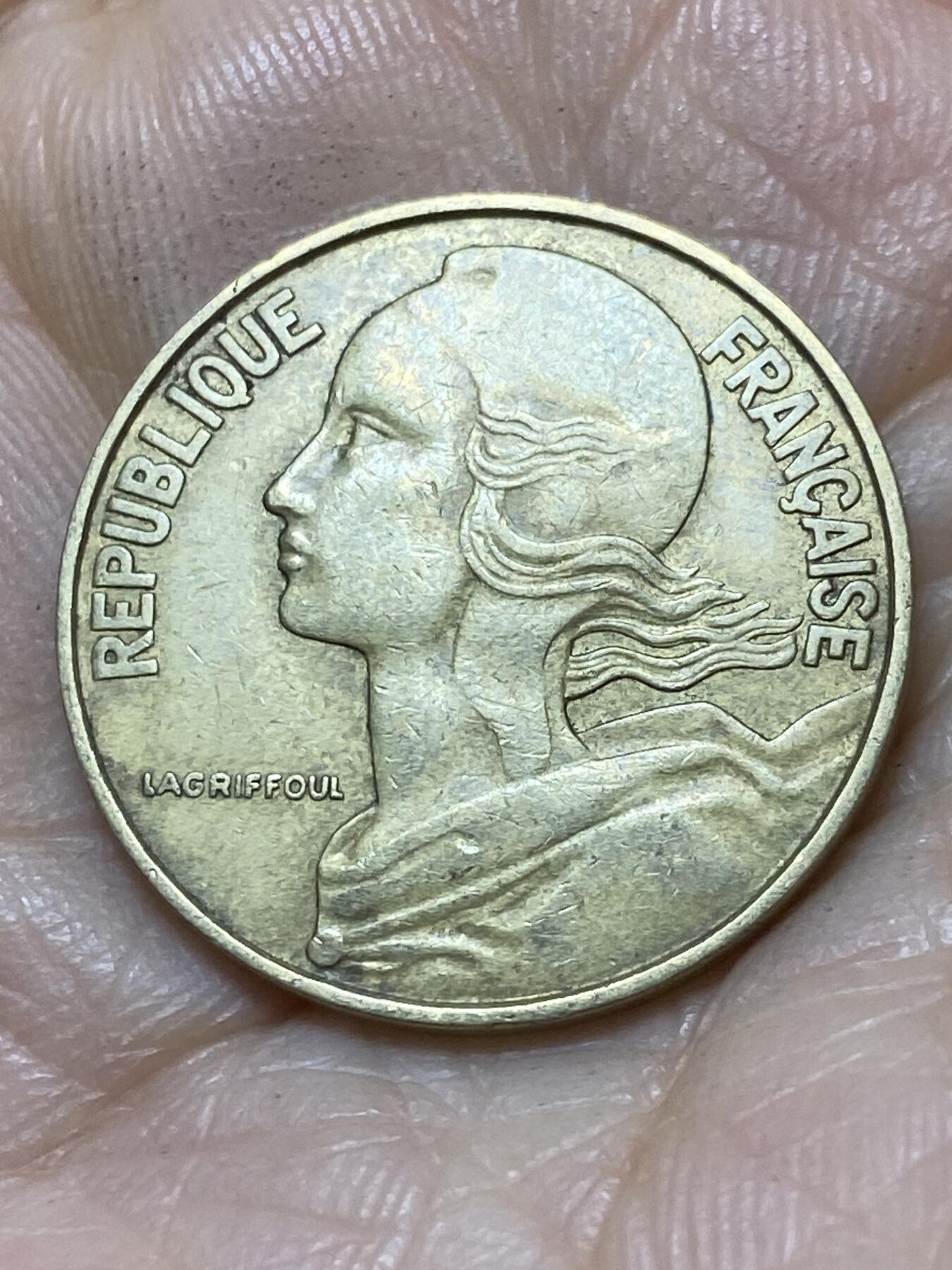 2025年第一百零七场(总第一百三十三场）外国好品散币(免佣金) 法国🇫🇷1963年20生丁(猫头鹰标，早期年份)