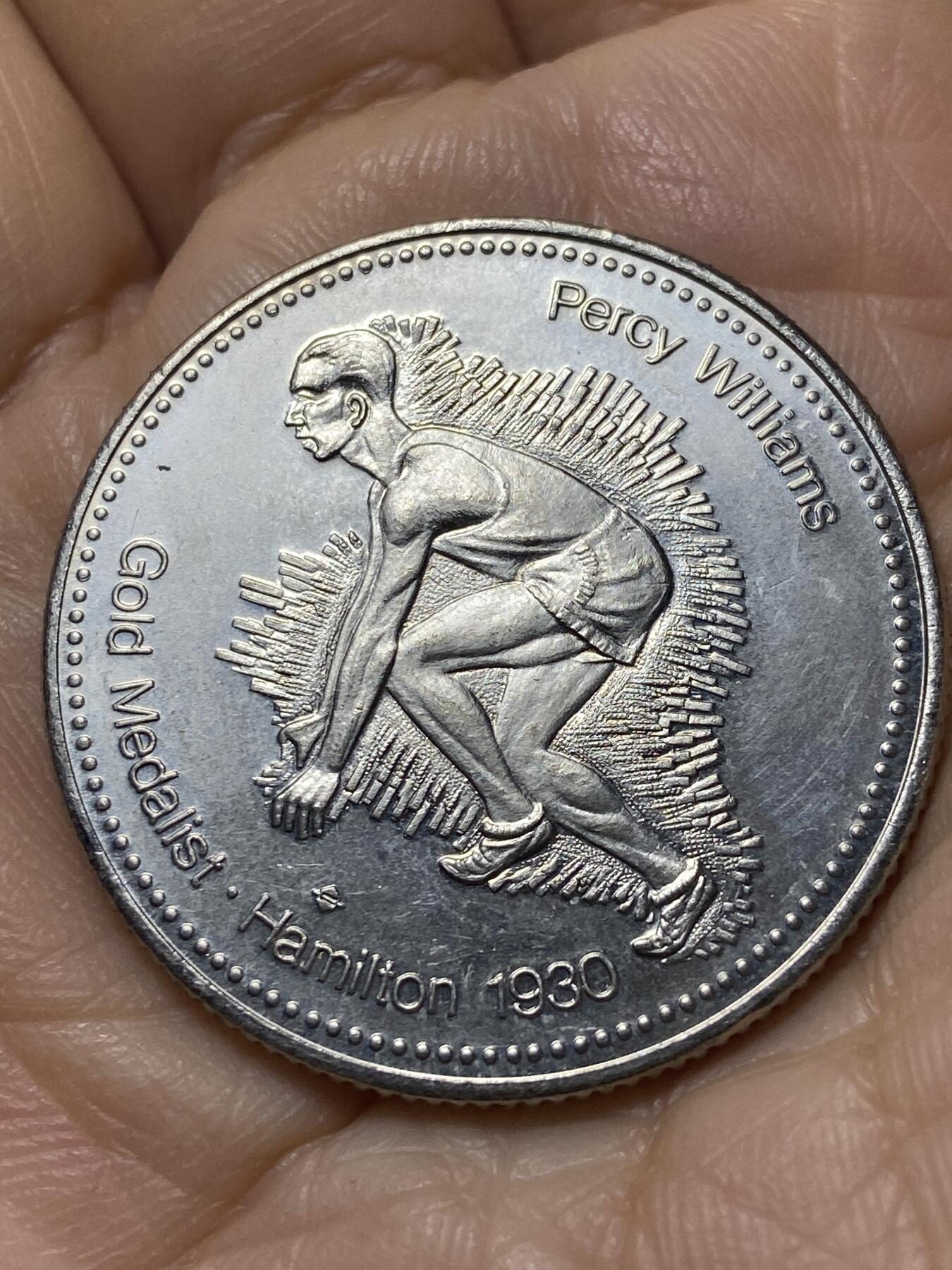 2025年第一百零七场(总第一百三十三场）外国好品散币(免佣金) 加拿大🇨🇦纪念章，直径32.9毫米，厚2.0毫米，重14.43克(英联邦运动会纪念章，一面是英联邦运动会创始人之一M.M.（Bobby）Robinson，另一面是加拿大短跑运动员珀西·威廉姆斯)