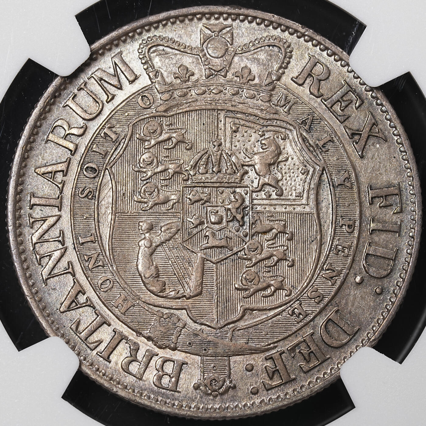 修遠堂世界钱币第八十八期 NGC AU58 1817年英国1/2克朗银币 小头像版