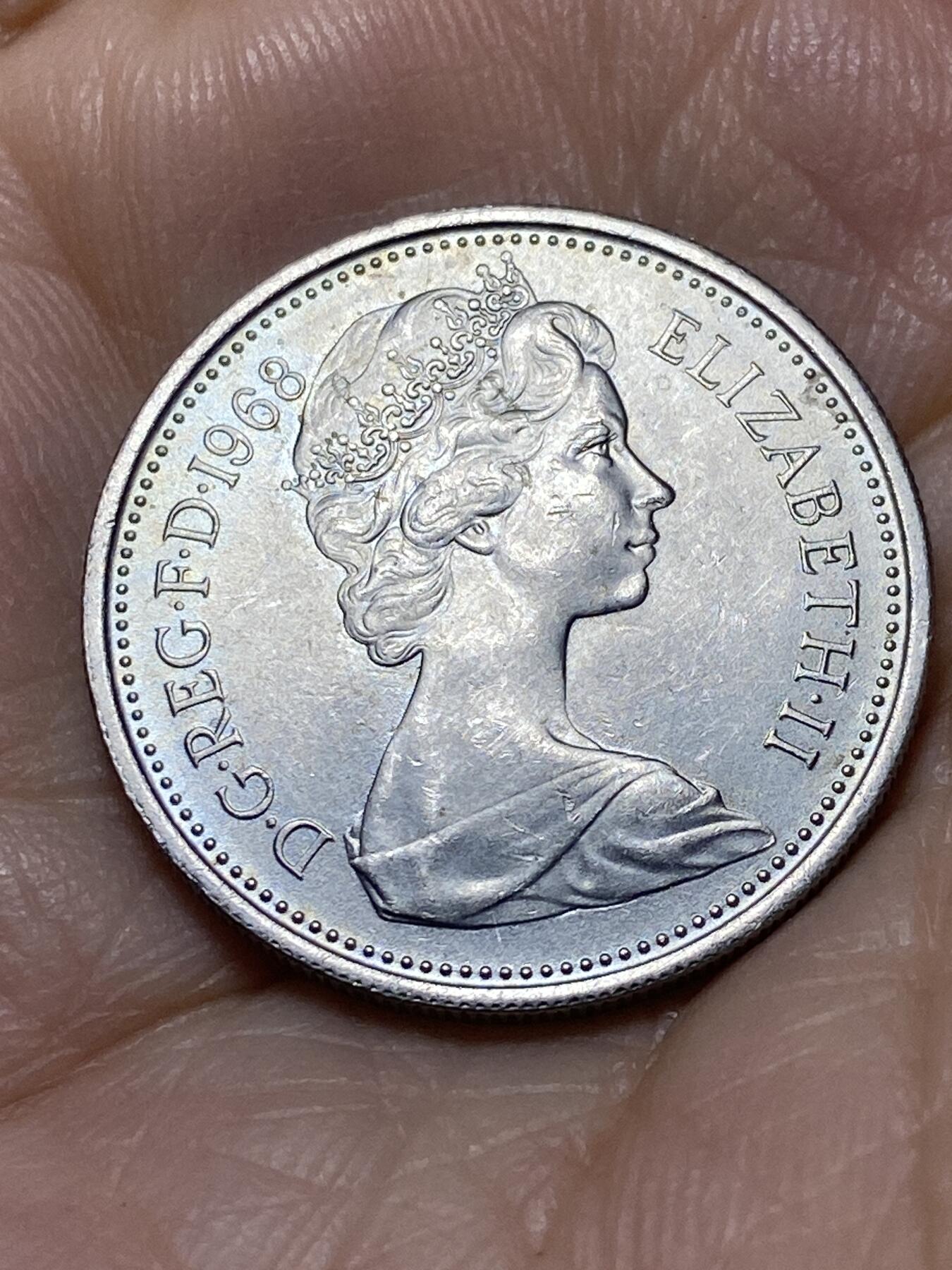 2025年第一百零七场(总第一百三十三场）外国好品散币(免佣金) 英国🇬🇧1968年5新便士(伊丽莎白二世中年花冠，十进制第一版首发年)