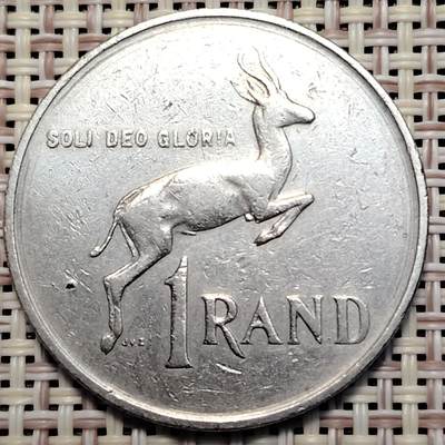 布加迪🐬～世界钱币(上海)🌾第 249 期 /  各国套币和散币 - 南非🇿🇦1988年 1兰特