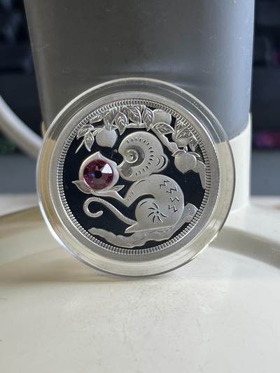 第177期拍卖【长期征集拍品】 - 托克劳2016年蟠桃会镶嵌粉水晶1/3盎司纪念银币，999银