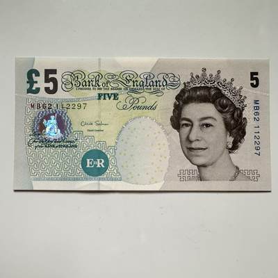 🌹外币初藏🌹🐯2025年第113场  每周二四六晚8️⃣点 接代拍 英国五英镑 全新