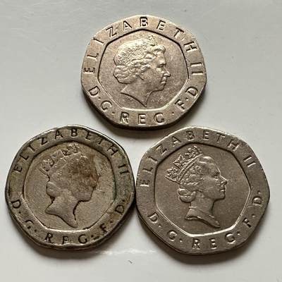 🌹外币初藏🌹🐯2025年第113场  每周二四六晚8️⃣点 接代拍 英国20便士三枚