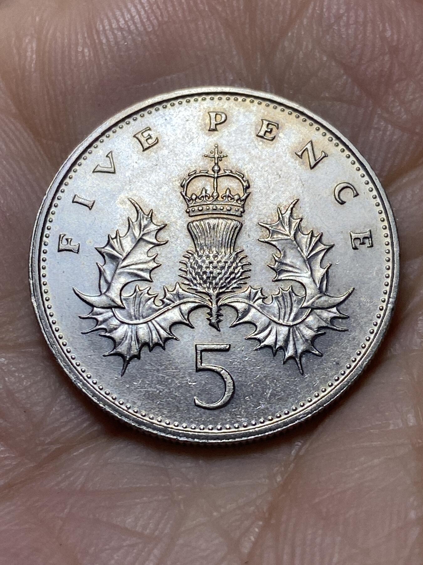 2025年第一百零七场(总第一百三十三场）外国好品散币(免佣金) 英国🇬🇧1987年5新便士(伊丽莎白二世中年高冠第一版，大尺寸版)