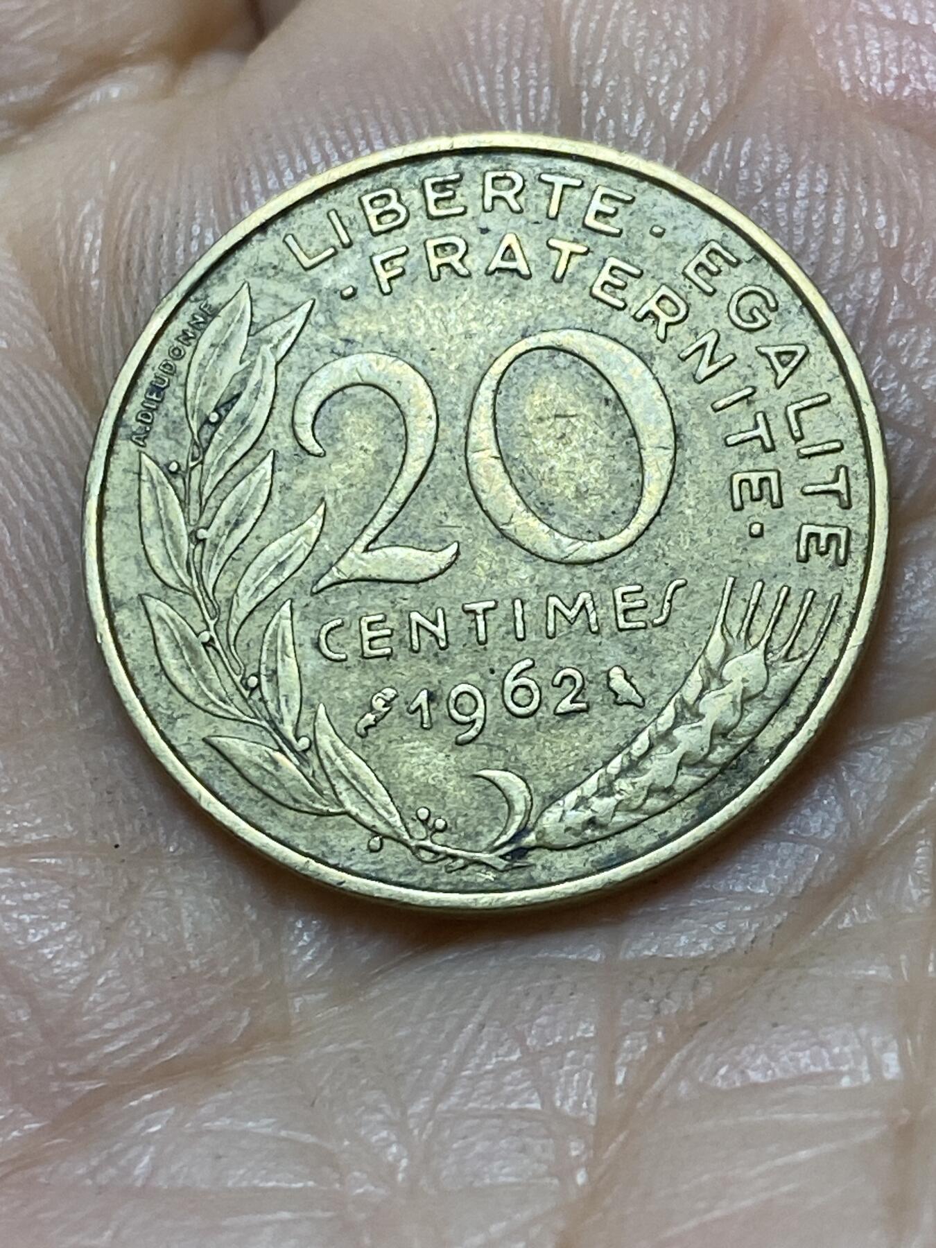 2025年第一百零七场(总第一百三十三场）外国好品散币(免佣金) 法国🇫🇷1962年20分(猫头鹰标，首发年)