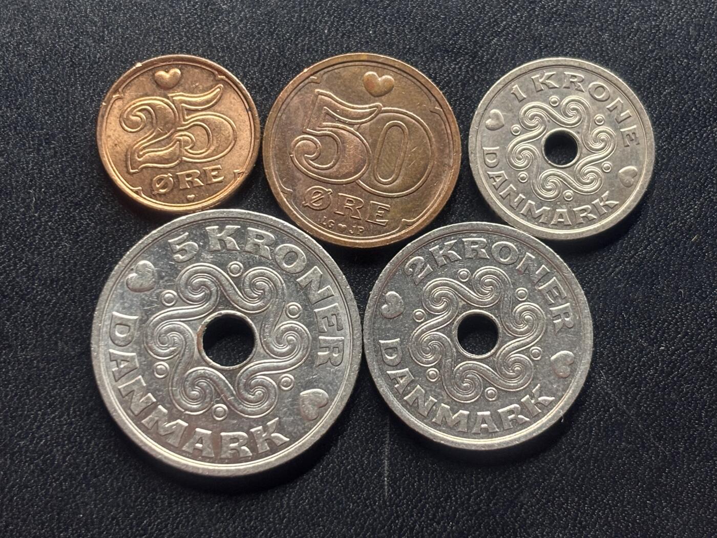 邮泉阁限时拍卖第二十九场 各国硬币专场（硬币在国外。） 丹麦玛格丽特二世女王5枚