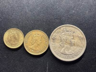 邮泉阁限时拍卖第二十九场 各国硬币专场（硬币在国外。） - 英占香港皇冠版3枚安全边