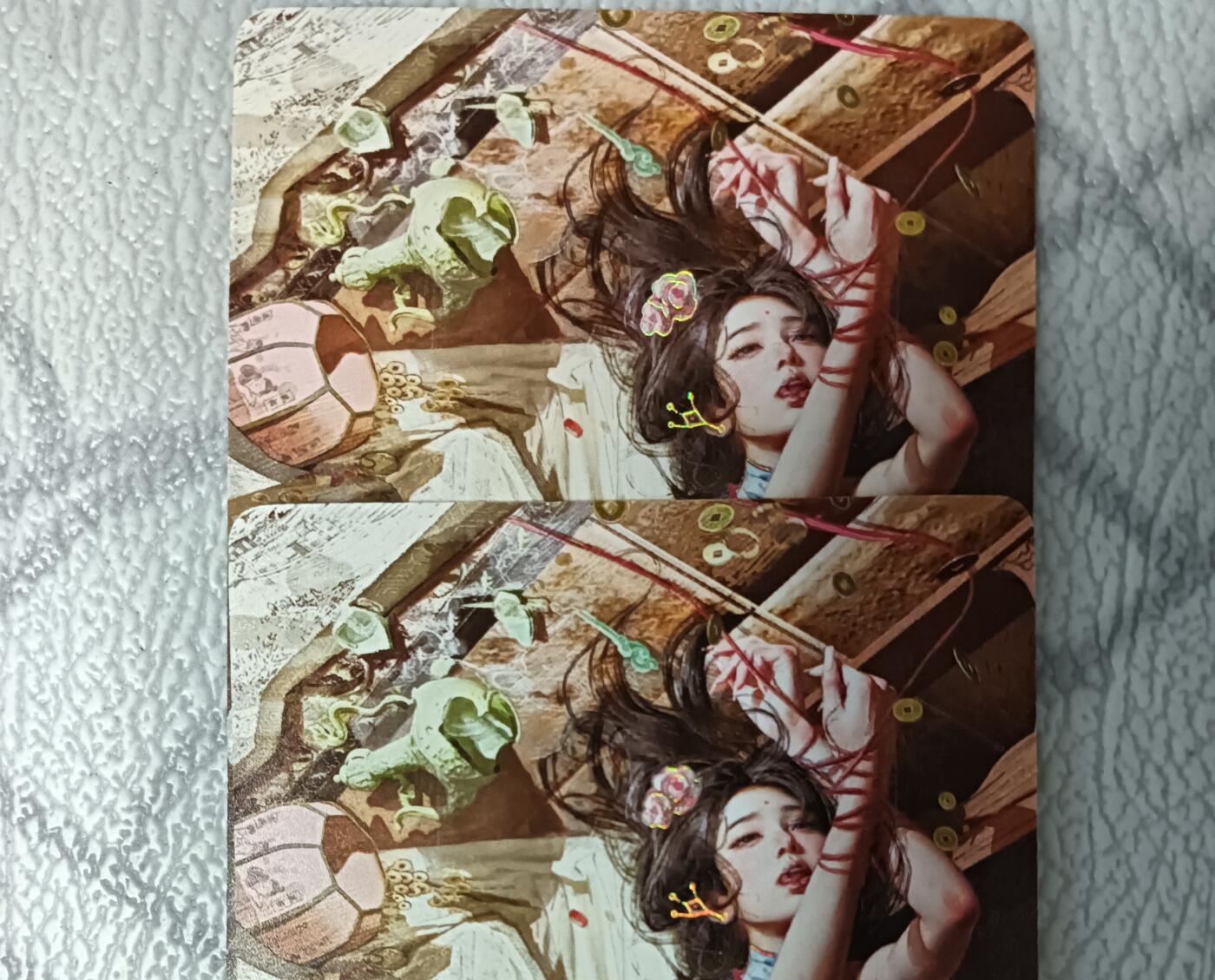 花开卡拍第42期（10月12号周日截拍，品控勿拍!!!拍品不寄存，运费5元，自制卡难免瑕疵，可能存在轻微撞角爆边等出厂瑕疵，品控介意勿拍！） 燎原 刷子人间传 庞春梅双服饰 幻彩普卡2张