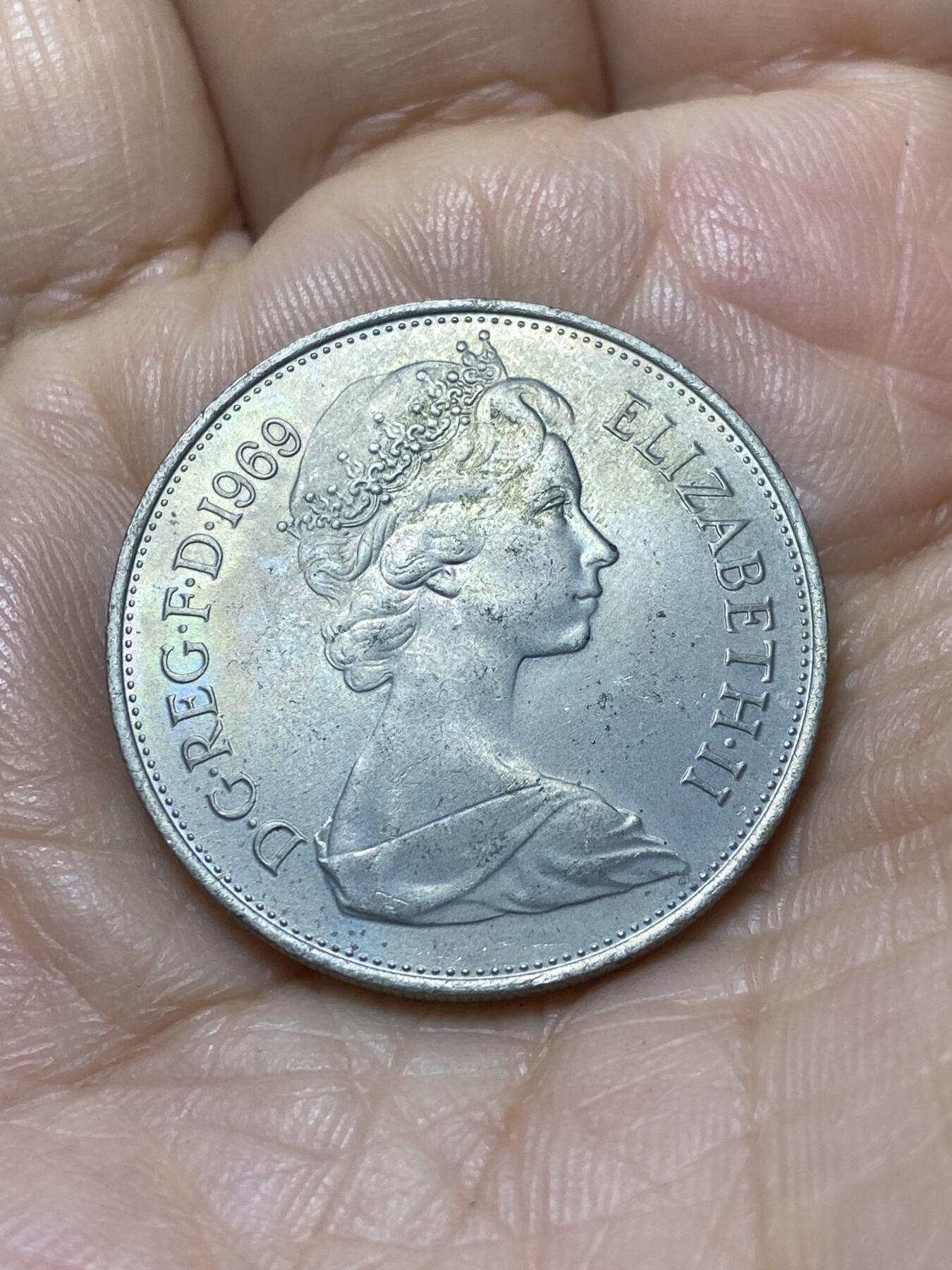 2025年第一百零七场(总第一百三十三场）外国好品散币(免佣金) 英国🇬🇧1969年10新便士(伊丽莎白二世中年花冠，十进制第一版)