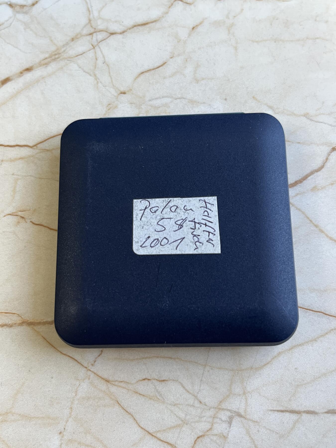 第177期拍卖【长期征集拍品】 帕劳2001年海洋保护系列摩尔偶像鱼神波塞冬彩银币，900银，发行5000枚