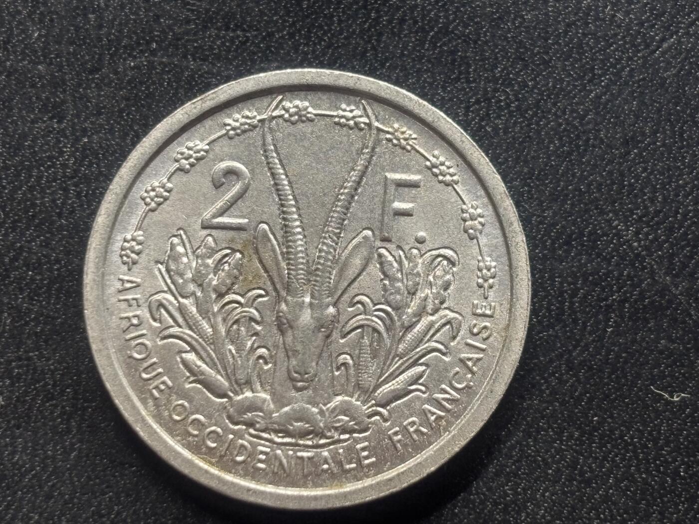 邮泉阁限时拍卖第二十九场 各国硬币专场（硬币在国外。） 法属西非1948年2法郎