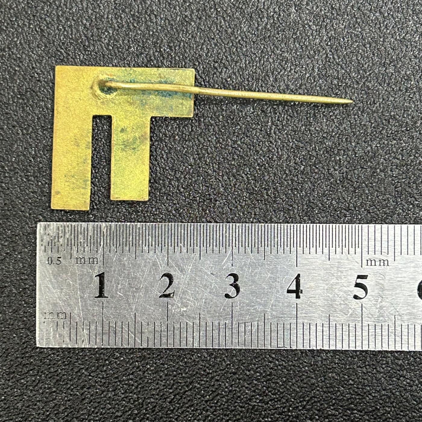 西秦中古拍卖第六十一期 苏联60年代世界青年联欢会纪念章 铜制