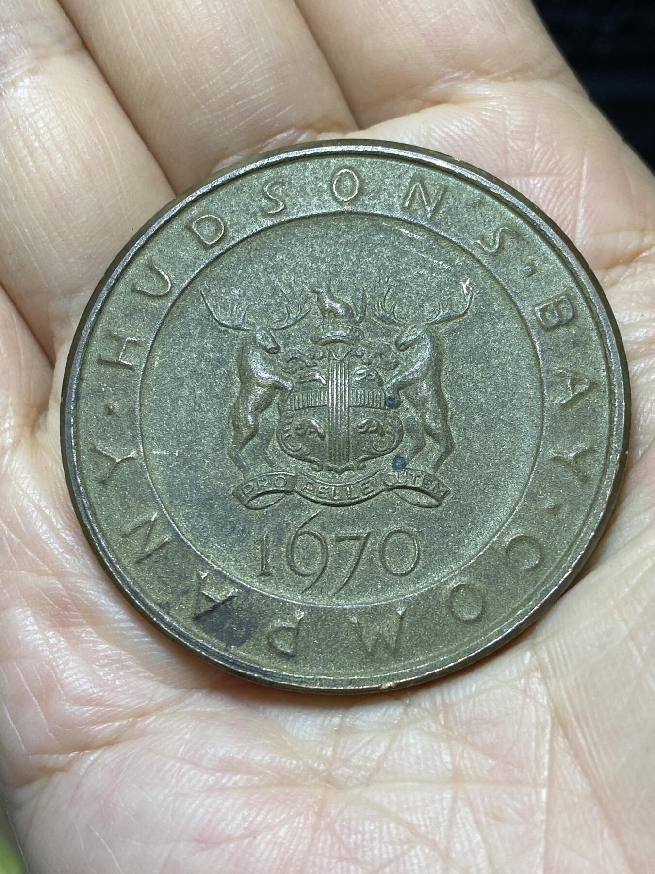 2025年第一百零七场(总第一百三十三场）外国好品散币(免佣金) 英国🇬🇧1970年大型纪念章，直径45毫米，厚3.2毫米，重36.50克(北美哈德逊湾公司Nonsuch号帆船纪念章)