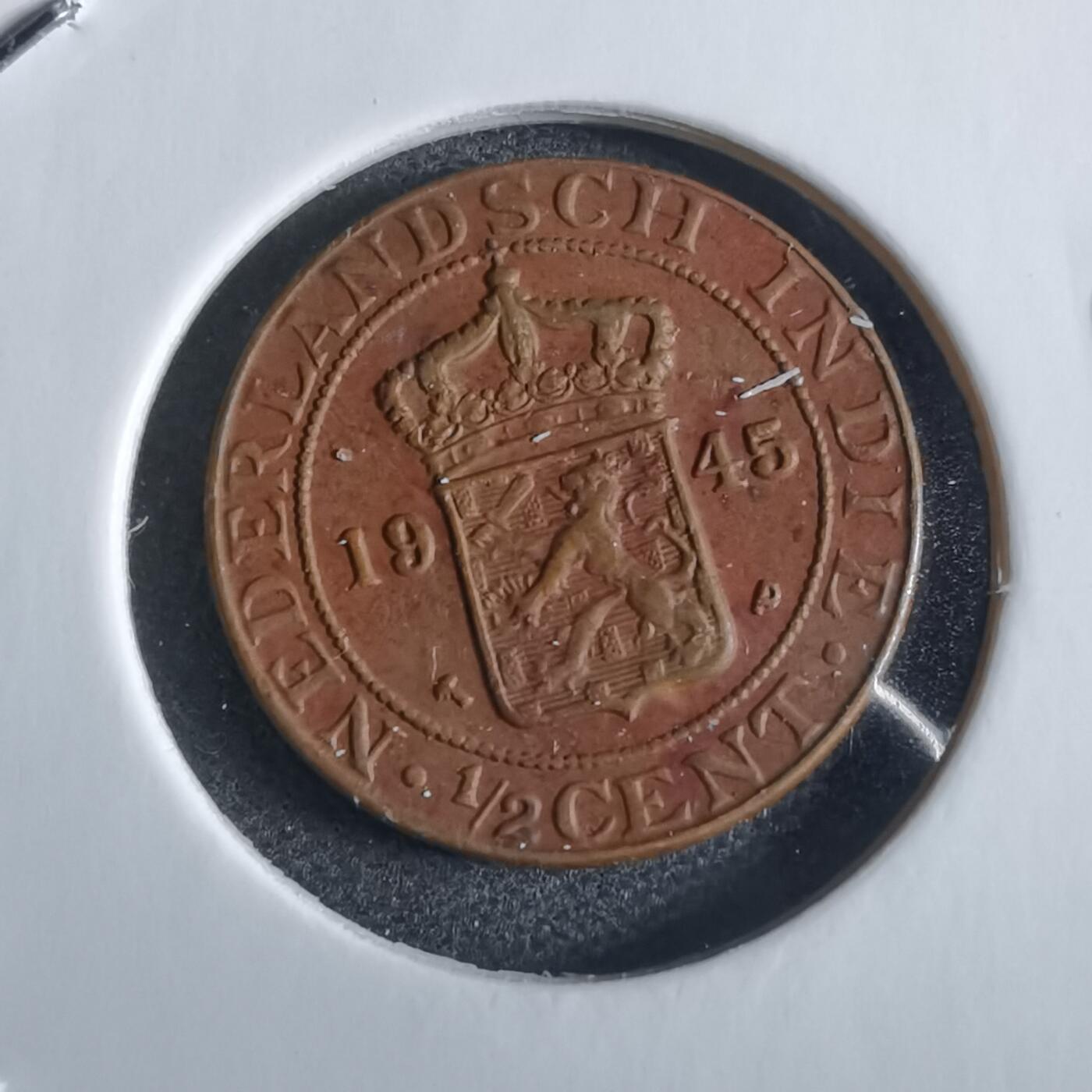 沼泽如烟--第867场 荷属东印度1945年半分