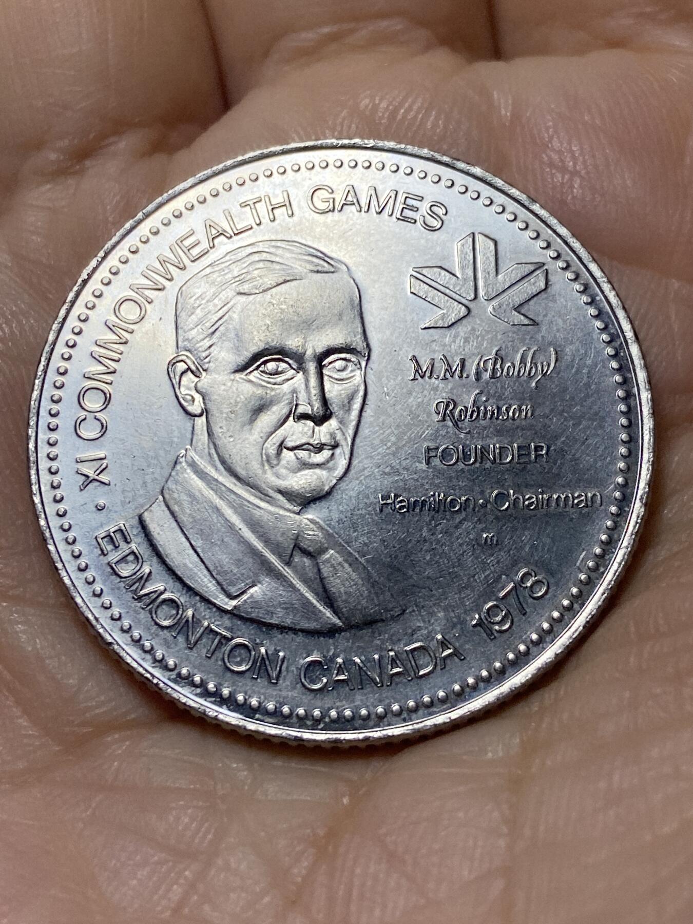 2025年第一百零七场(总第一百三十三场）外国好品散币(免佣金) 加拿大🇨🇦纪念章，直径32.9毫米，厚2.0毫米，重14.43克(英联邦运动会纪念章，一面是英联邦运动会创始人之一M.M.（Bobby）Robinson，另一面是加拿大短跑运动员珀西·威廉姆斯)