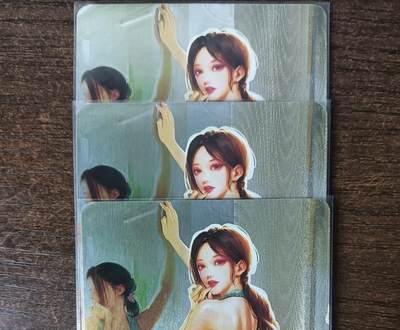 花开卡拍第42期（10月12号周日截拍，品控勿拍!!!拍品不寄存，运费5元，自制卡难免瑕疵，可能存在轻微撞角爆边等出厂瑕疵，品控介意勿拍！） - 砖家卡牌，恋歌第四弹粗闪三渐变，第三张是艺术版