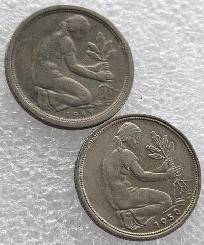 外国优质纪念币银币，周六晚上九点倒数截拍，满百包邮，可寄存半年，喜欢朋友微信扫描二维码可直接参拍 - 德国50芬尼2枚银行版和联邦版