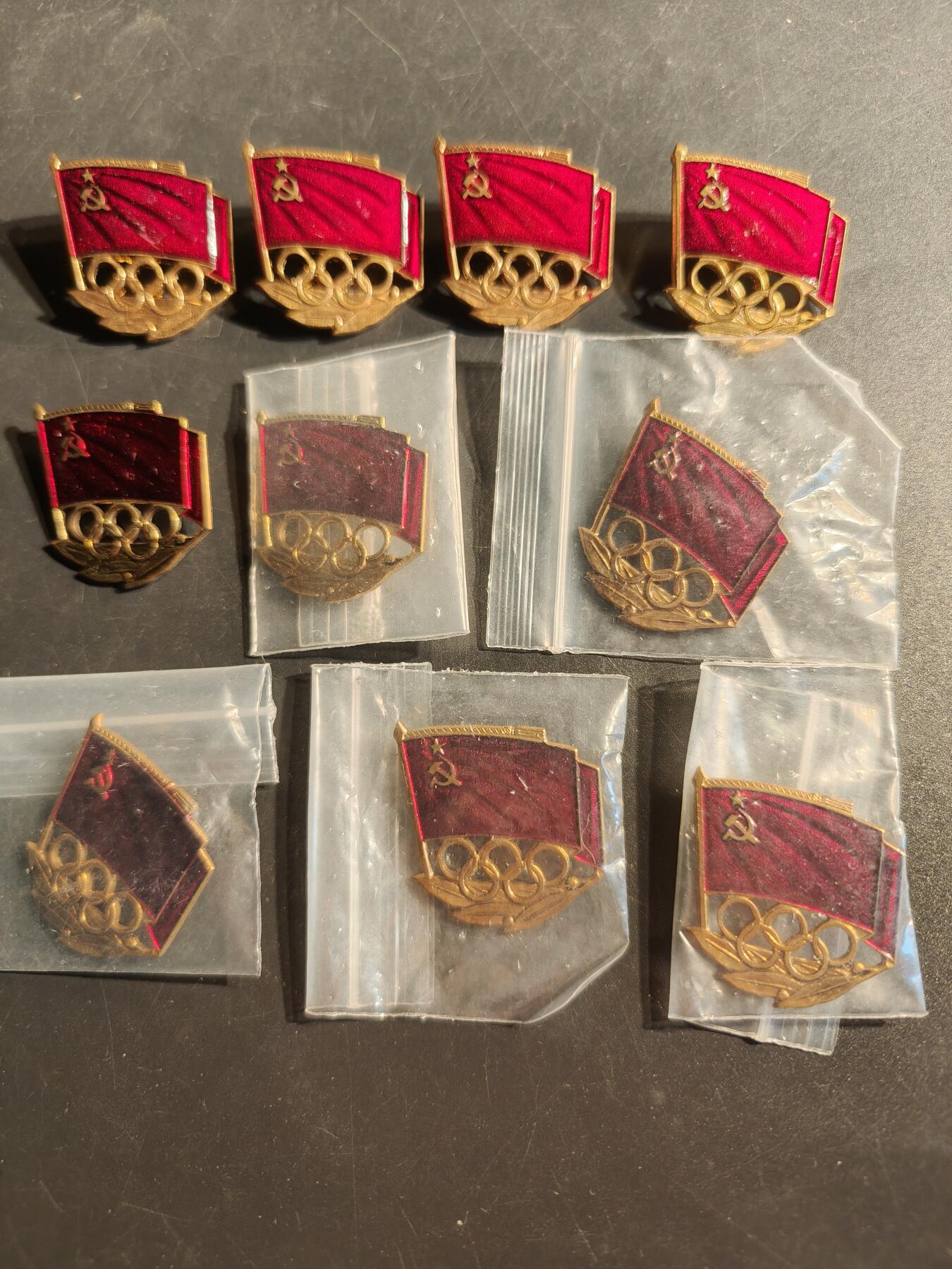 老王徽章第155期 苏联1980年莫斯科奥运会代表团成员证章     10枚一组