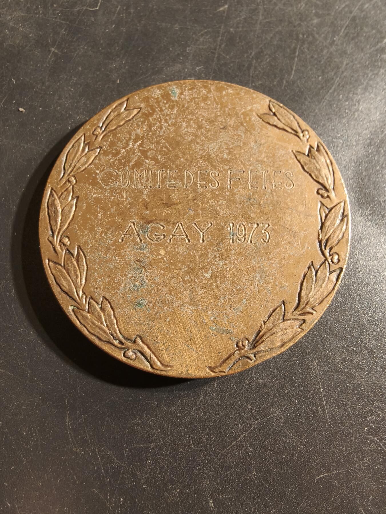 老王徽章第155期 法国帆船运动大铜章    直径50mm.  重量62.4g