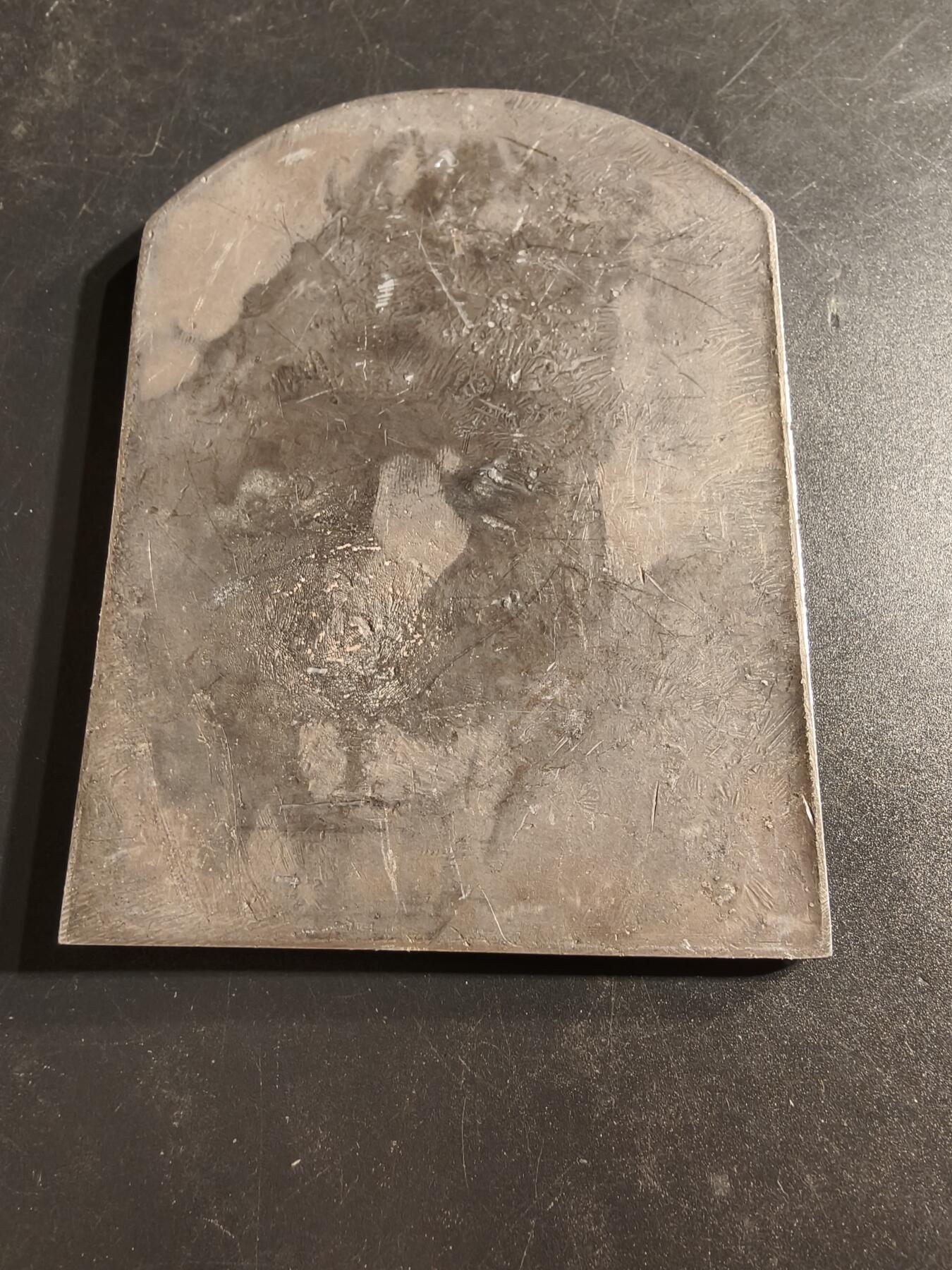 老王徽章第155期 比利时建筑师奥古斯特·杜蒙方形镀银大铜章    尺寸73×102mm.    重量284.1g.     
