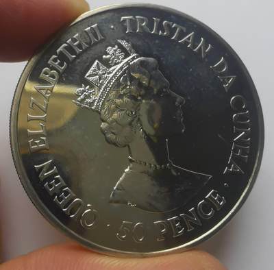 巨藏钱币第四期10月13号20点开拍 特里斯坦-达库尼亚群岛1999年50便士精制大镍币
