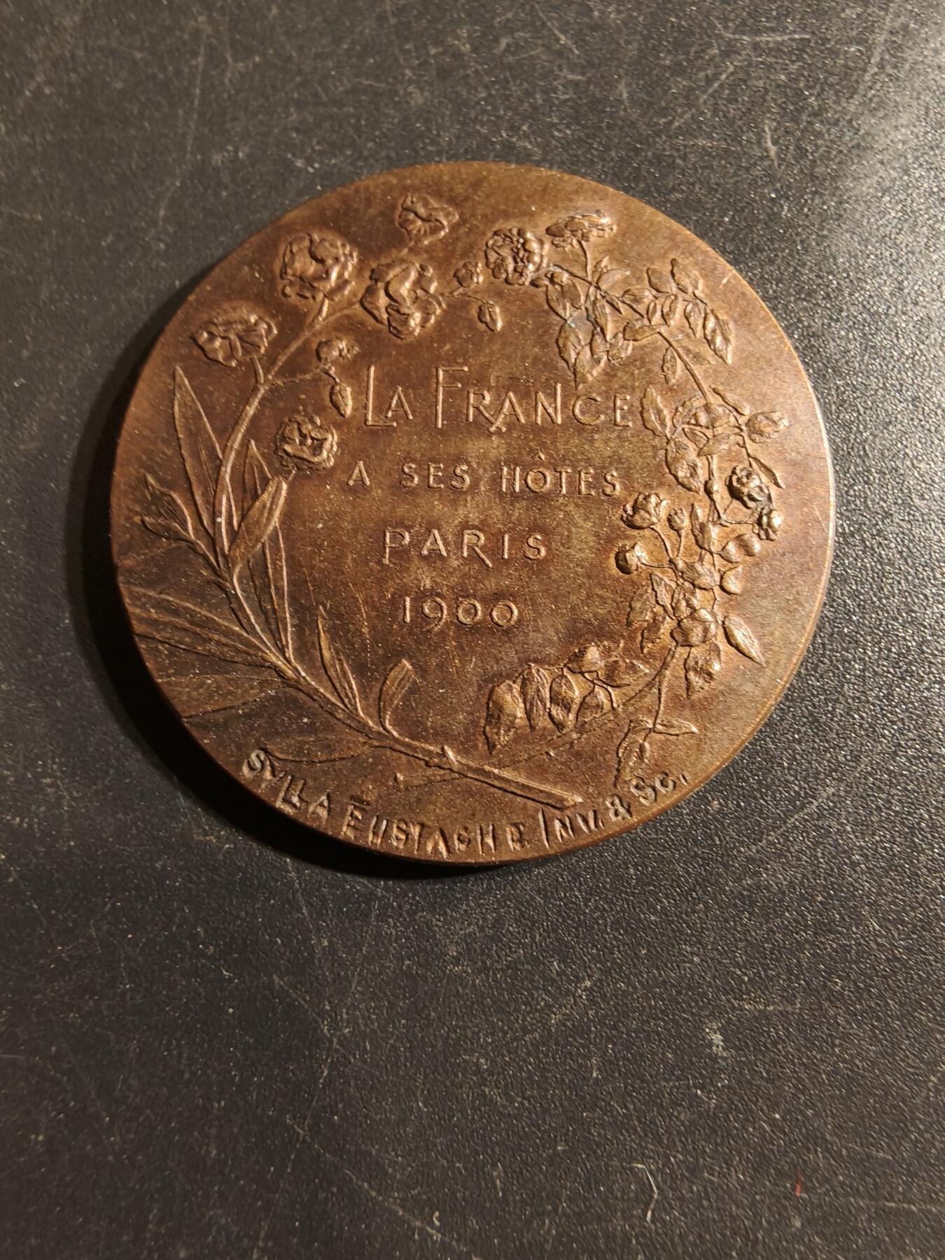 老王徽章第155期 法国1900巴黎世博会致谢宾客大铜章    直径29mm.   重量12.2g