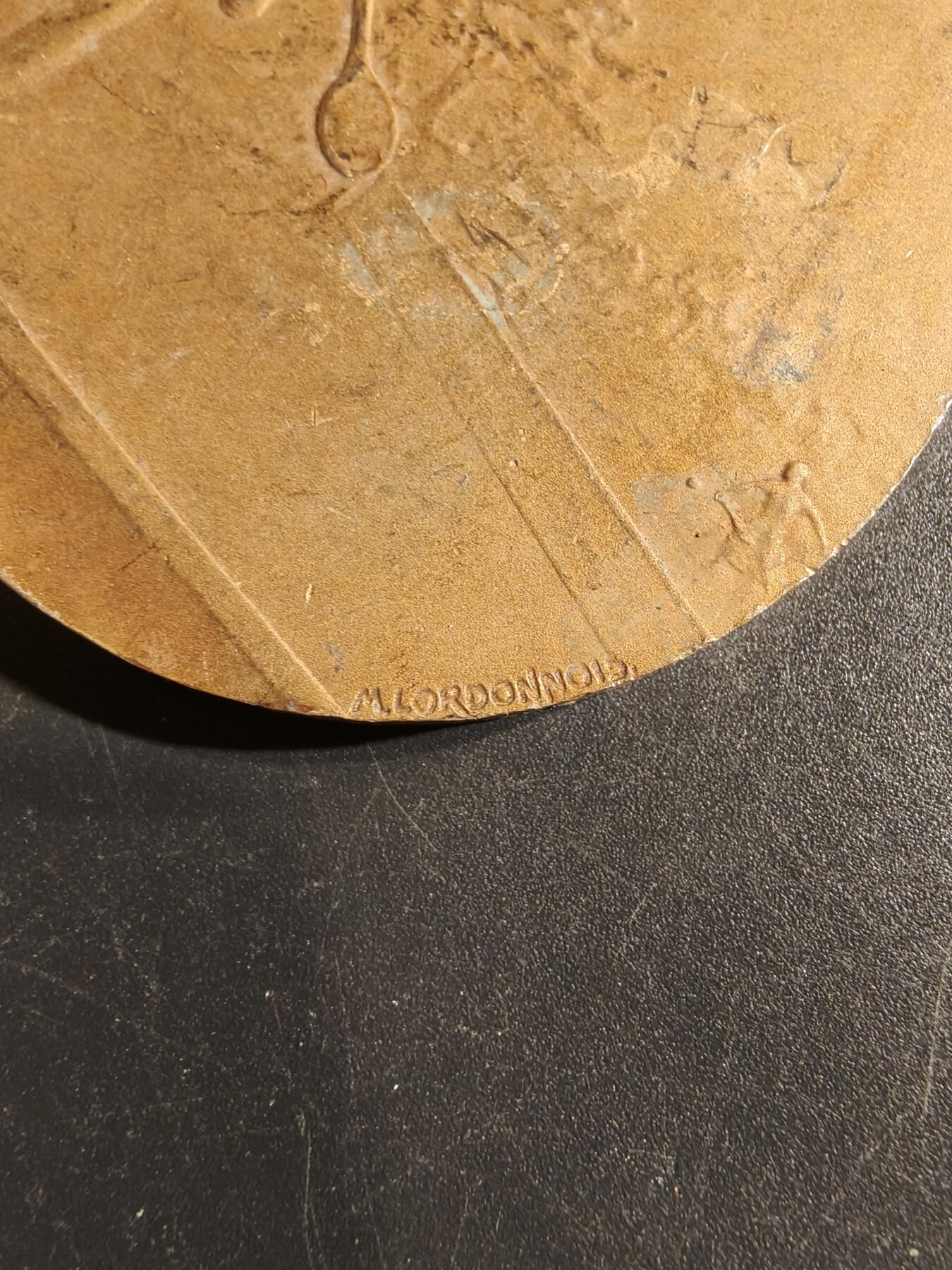 老王徽章第155期 法国网球运动镀金大铜章    直径50mm.   重量53.4g