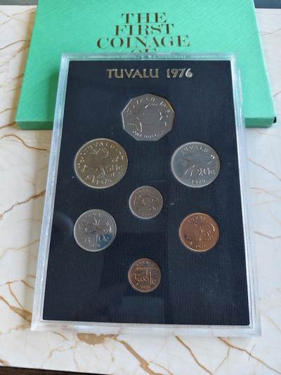 第177期拍卖【长期征集拍品】 - 图瓦卢1976年年度7枚精制纪念套币原装