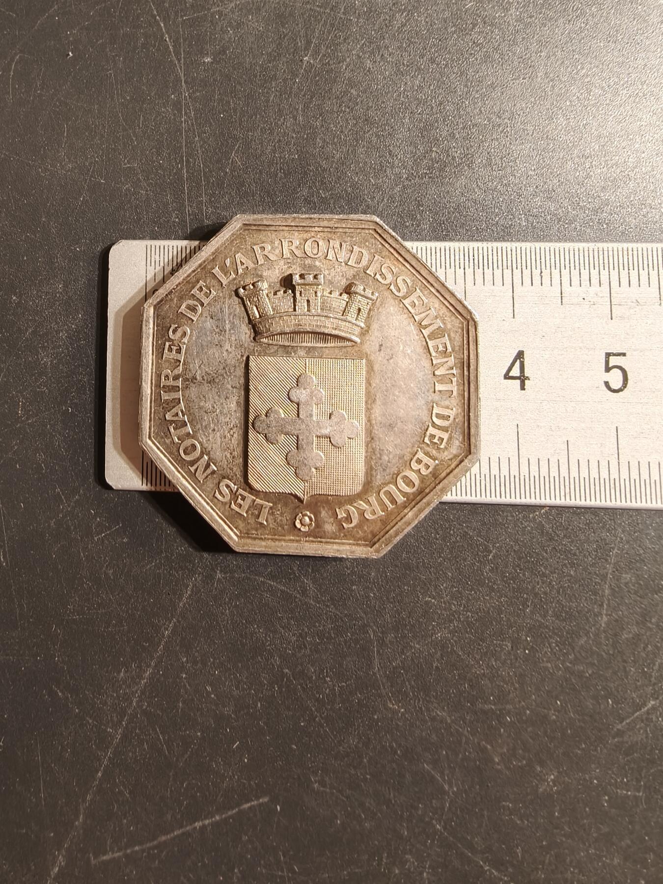 老王徽章第155期 法国布雷斯堡公证人八角代章    950银    20g.    直径36mm.  